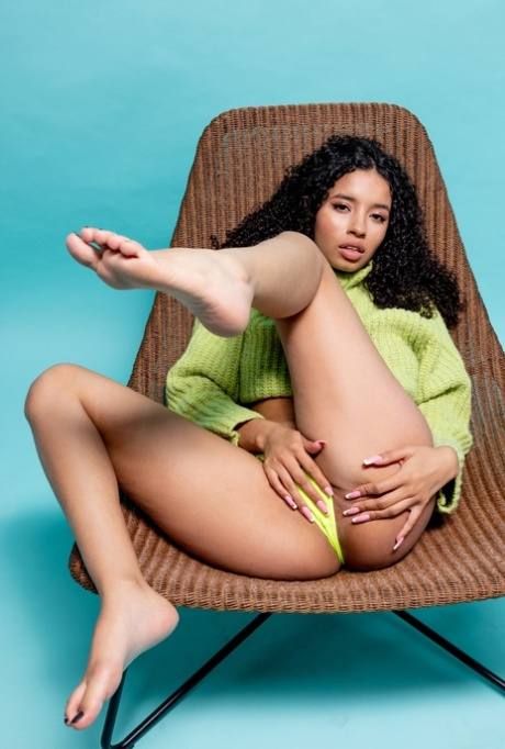 I’m down for💋**** and ready to ****🍑hard all types of ****🙅possition And you will💦really love🍀having fun with melike making r - Image 3